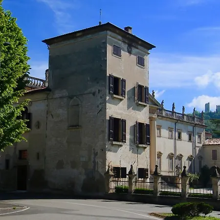 Apartment Via Cadene